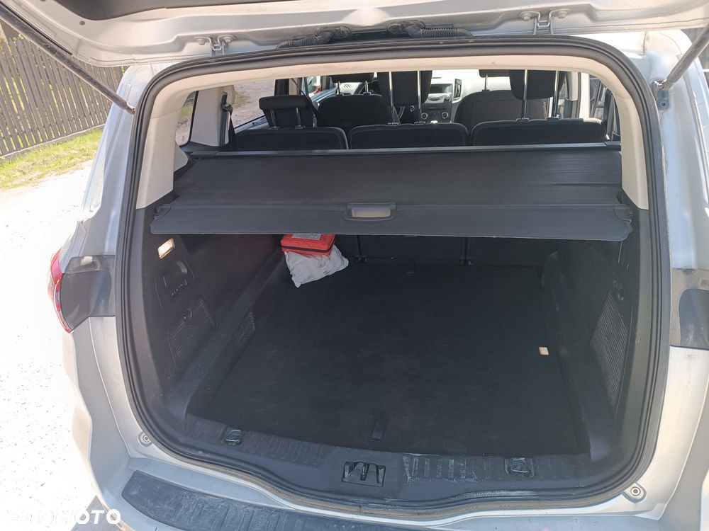 Ford S-Max - 18