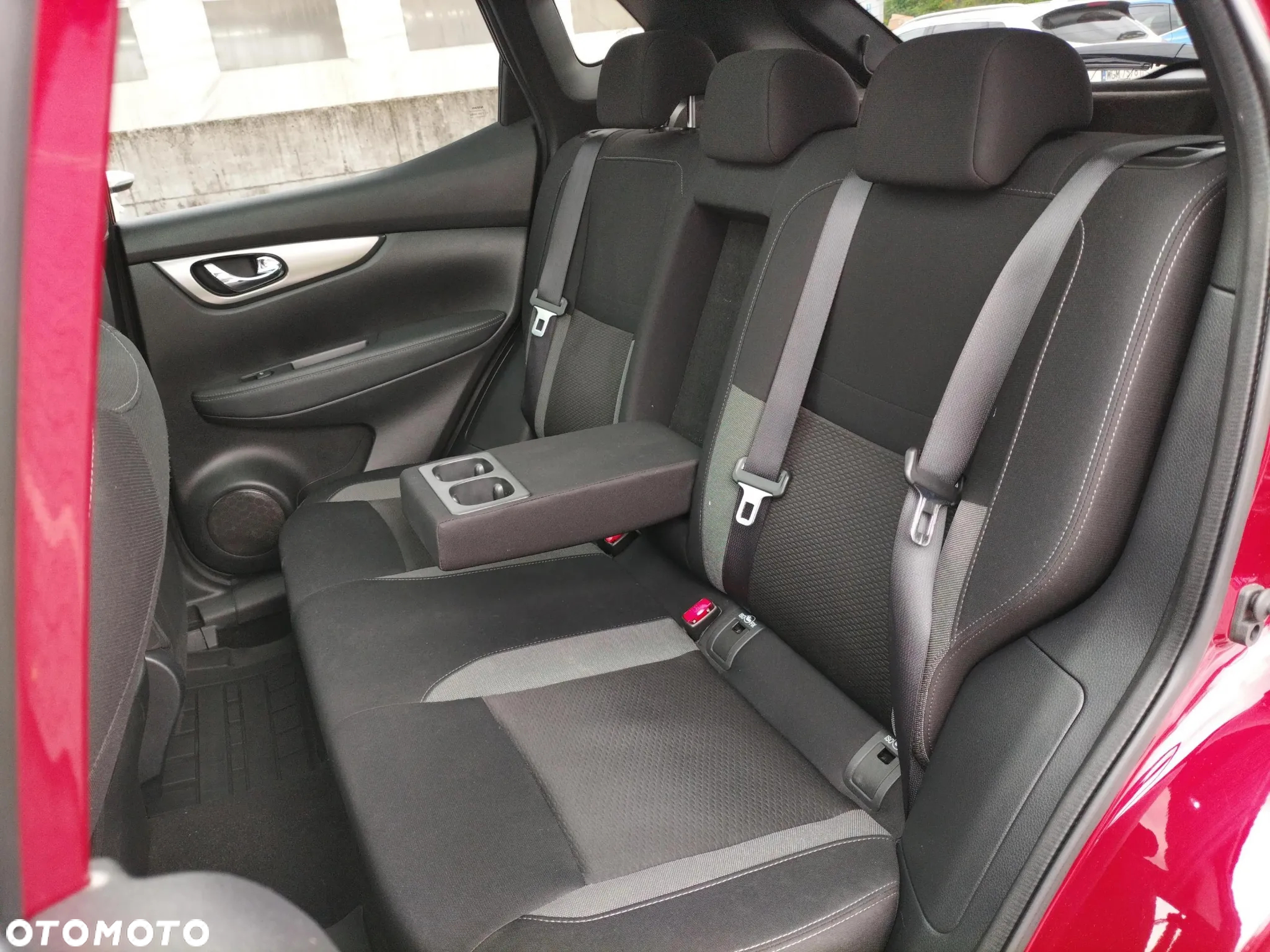 Nissan Qashqai 1.3 DIG-T N-Connecta DCT - 16