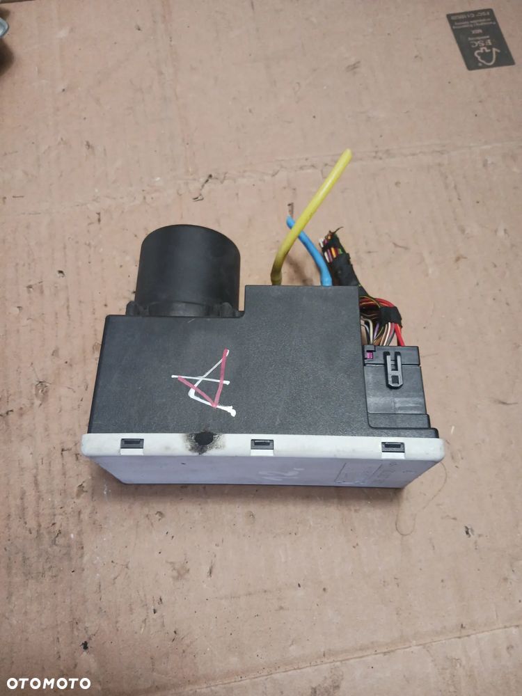 } POMPKA ZAMKA CENTRALNEGO AUDI A3 A4 nr 8L0862257E - 4