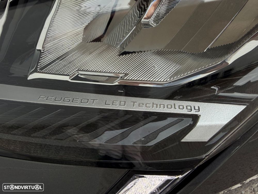 Peugeot 308 SW 1.6 Hybrid Allure e-EAT8 - 26