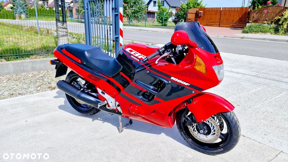 Honda CBR - 24
