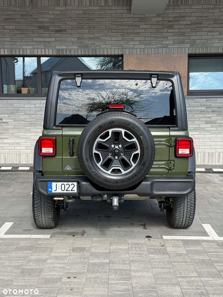 Jeep Wrangler - 24