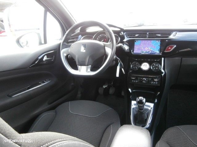 Citroën DS3 1.6 e-HDi So Chic 95g - 13