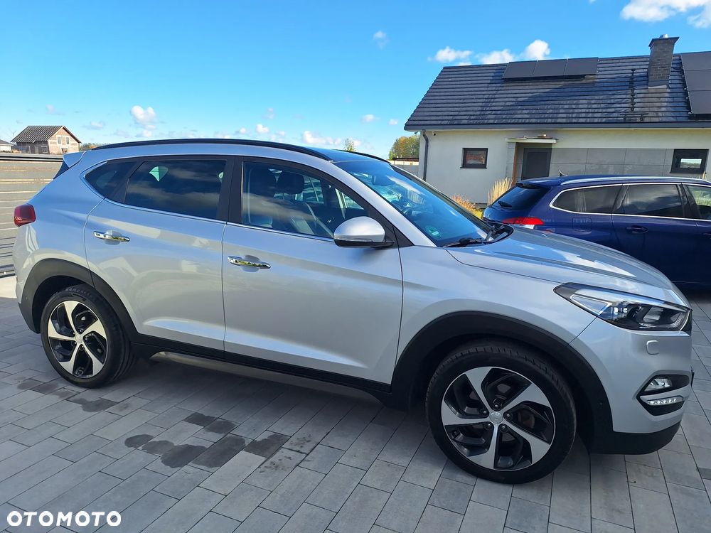 Hyundai Tucson 2.0 CRDi 4WD Automatik Premium - 4