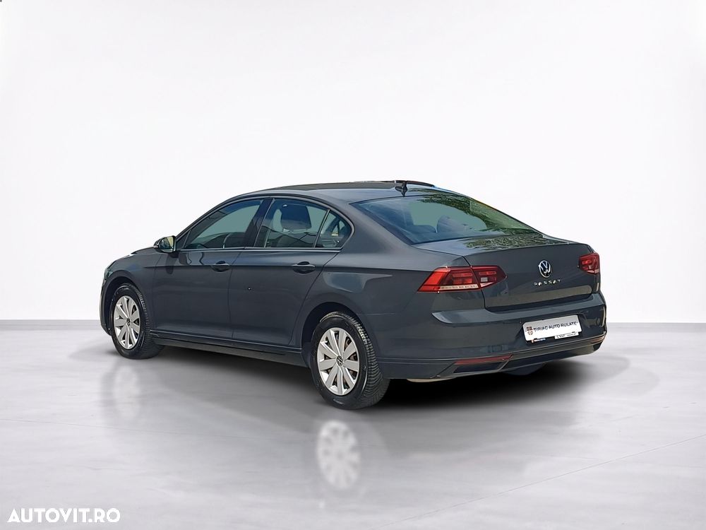 Volkswagen Passat 1.5 TSI ACT Advance - 4