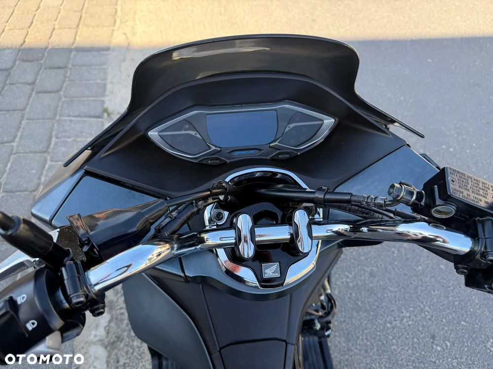 Honda PCX - 9