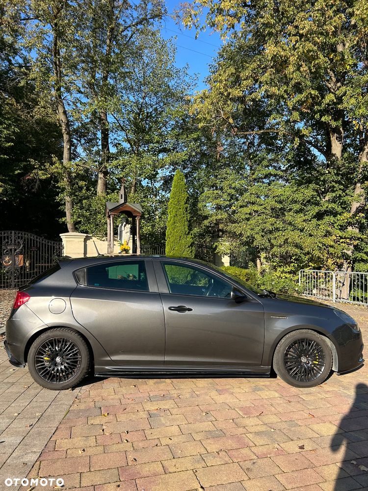 Alfa Romeo Giulietta 2.0 JTDM Distinctive - 3