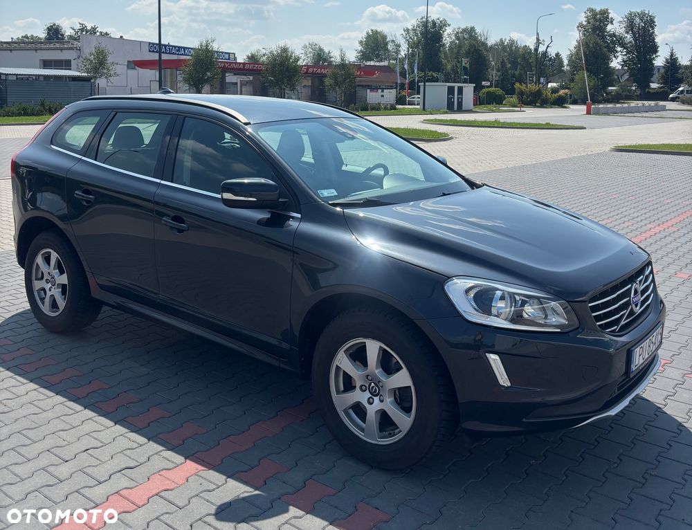 Volvo XC 60 D4 AWD Momentum - 2