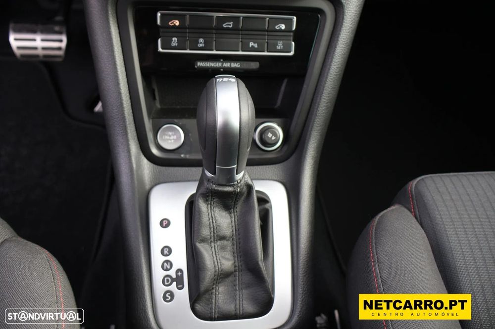 VW Sharan 2.0 TDI Highline DSG - 8