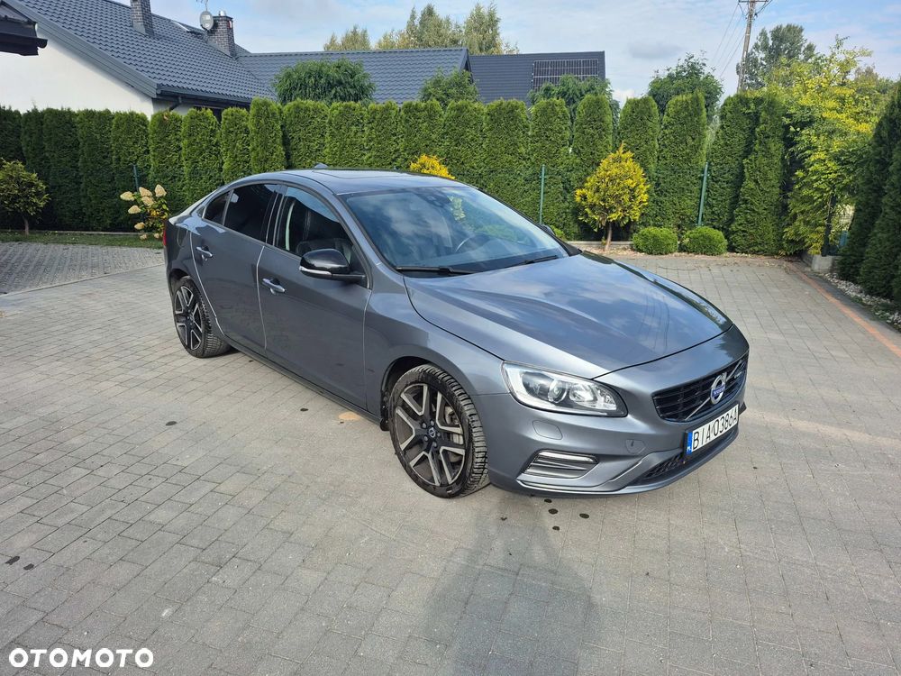 Volvo S60 - 1