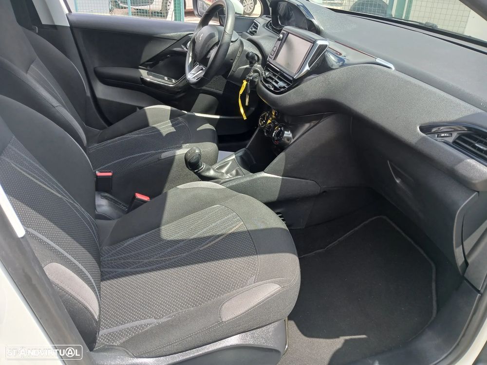 Peugeot 208 1.2 VTi Active - 21