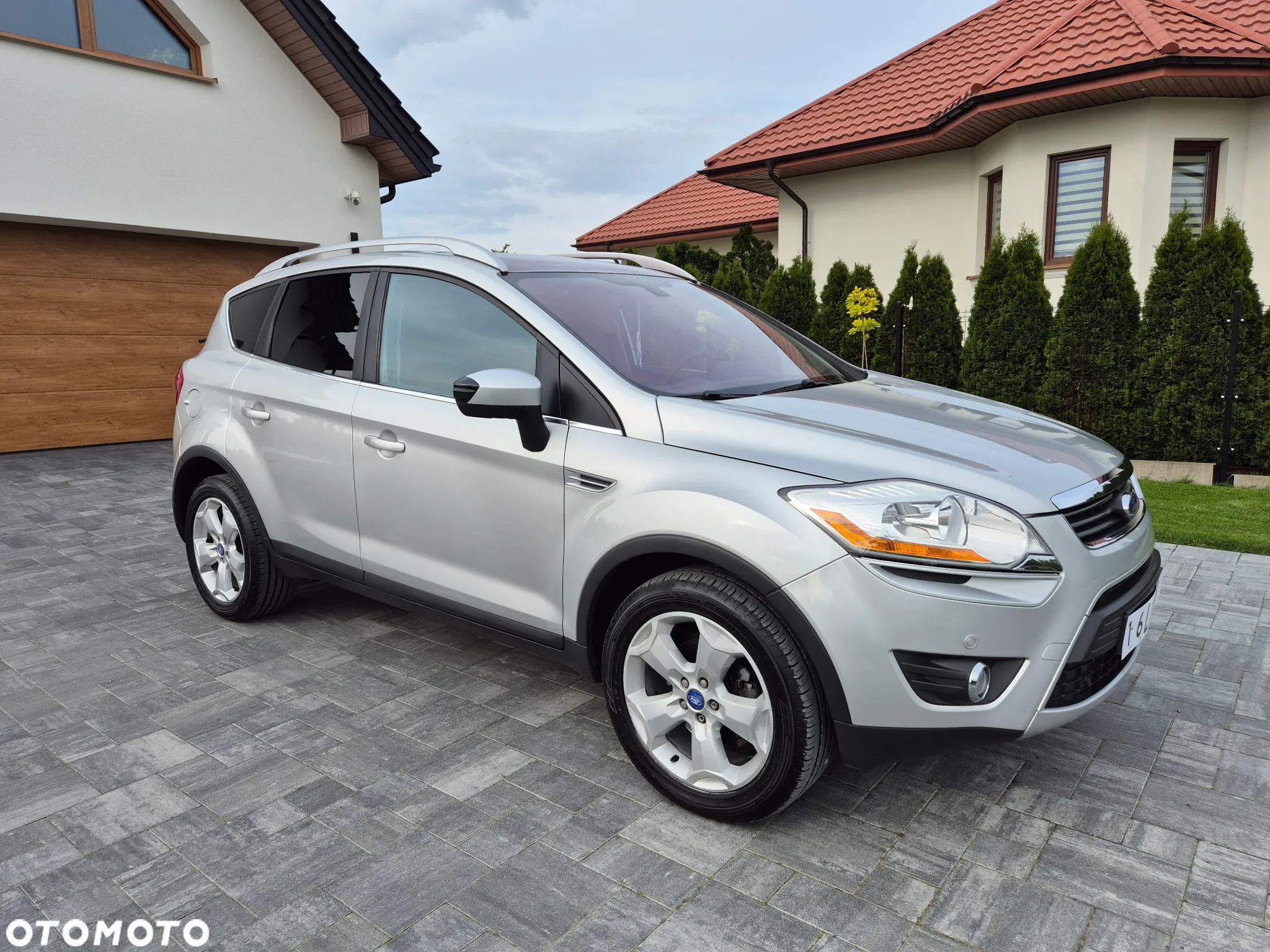 Ford Kuga 2.0 TDCi 2x4 Titanium - 21