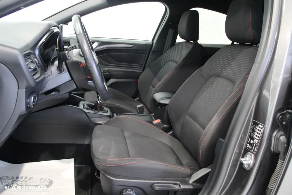Ford Focus 1.0 EcoBoost MHEV ST-Line - 7