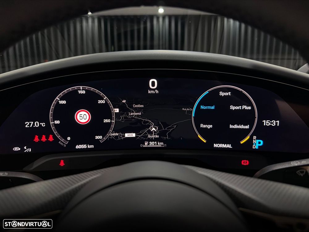 Porsche Taycan Cross Turismo Turbo - 23