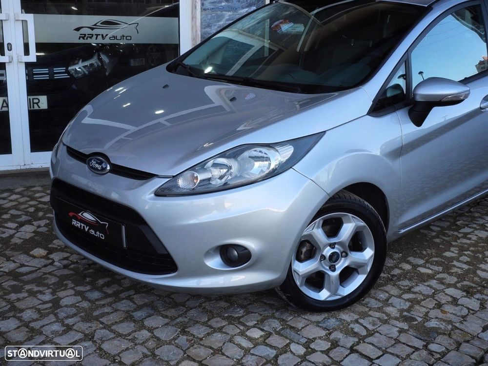 Ford Fiesta 1.25 Trend - 13