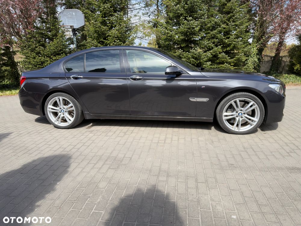 BMW Seria 7 750d xDrive - 10