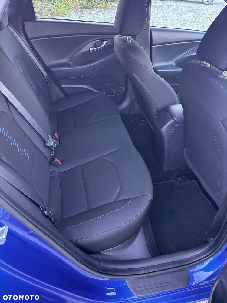 Hyundai i30 - 23