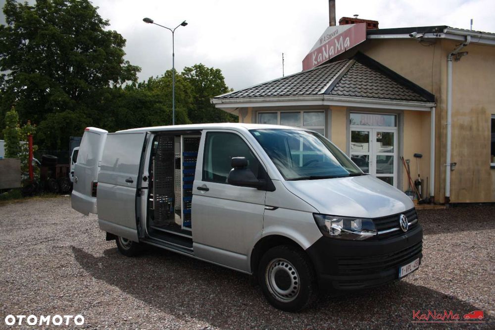 Volkswagen Transporter - 2