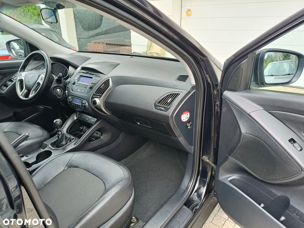 Hyundai ix35 1.6 2WD blue Trend - 6
