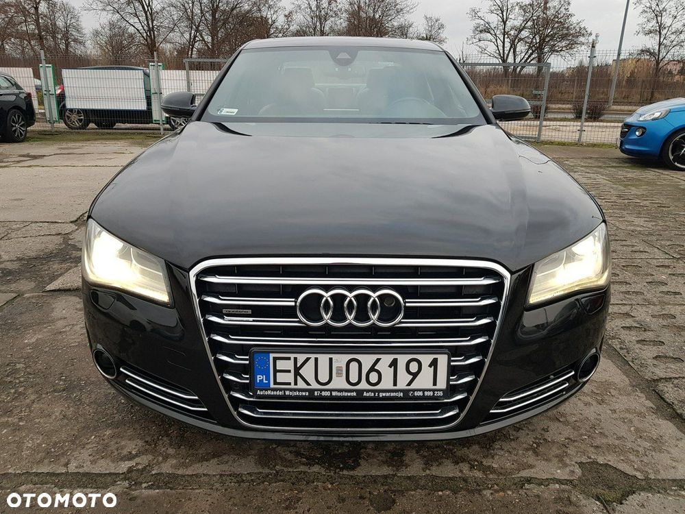 Audi A8 4.2 FSI Quattro - 2
