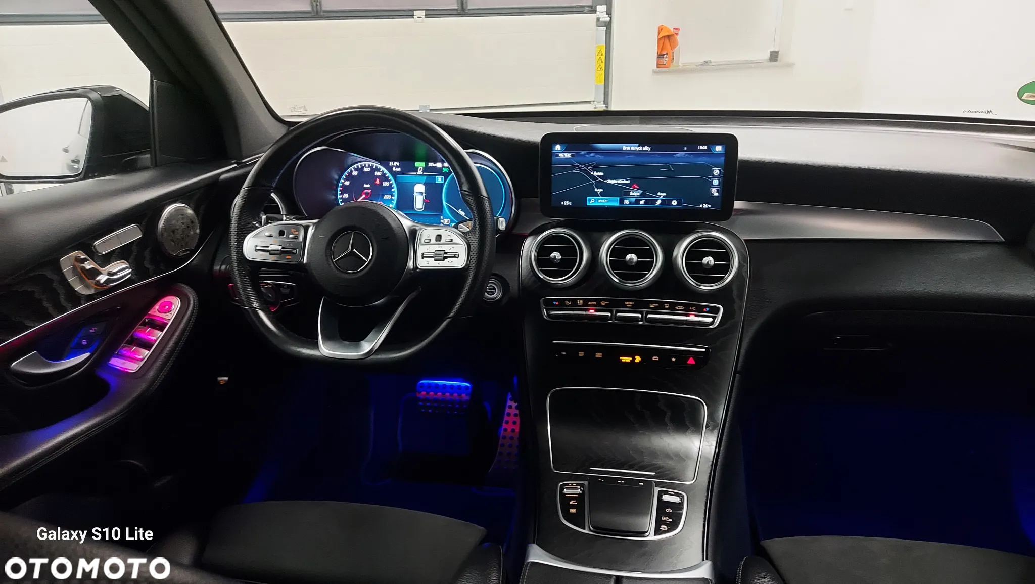 Mercedes-Benz GLC 300 d 4Matic 9G-TRONIC AMG Line Plus - 7