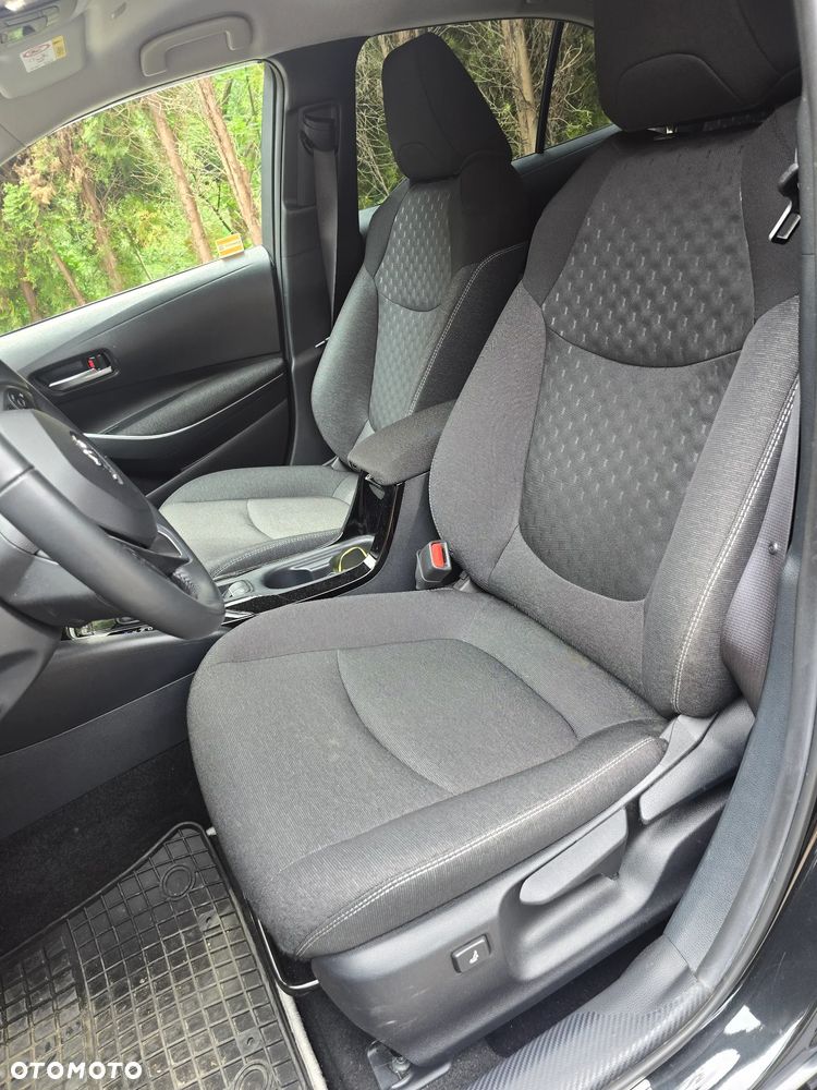 Toyota Corolla 1.8 Hybrid Comfort - 12