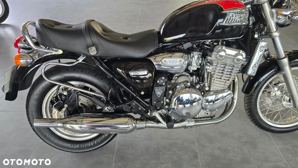 Triumph Thunderbird - 21