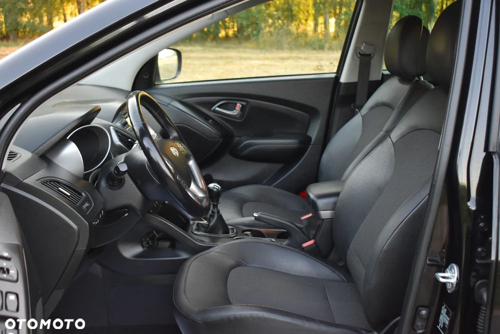 Hyundai ix35 2.0 CRDi 4WD Premium - 24