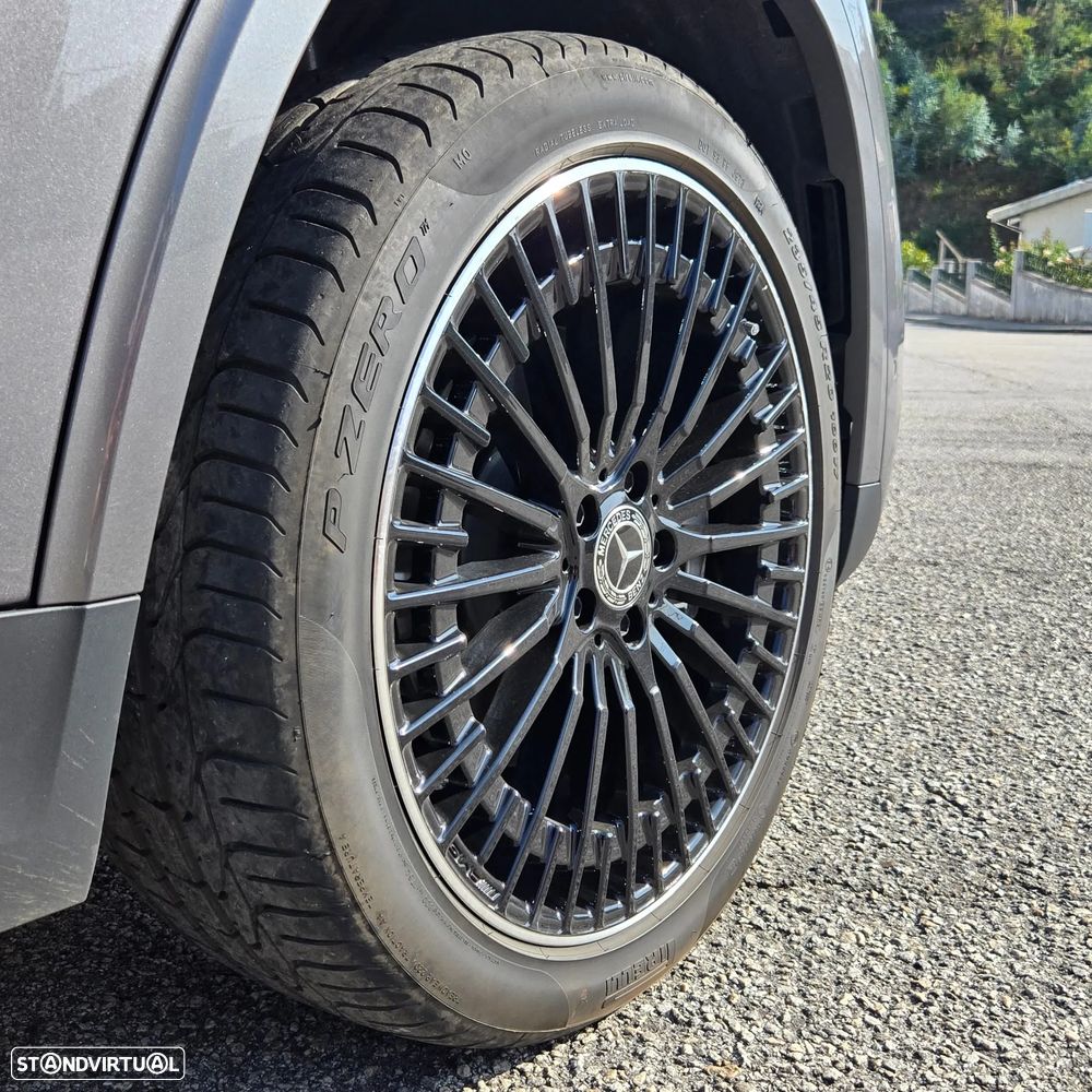 Mercedes-Benz EQA 350 4Matic AMG Line - 3