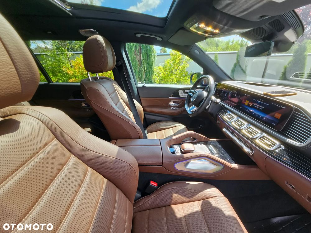 Mercedes-Benz GLS - 21