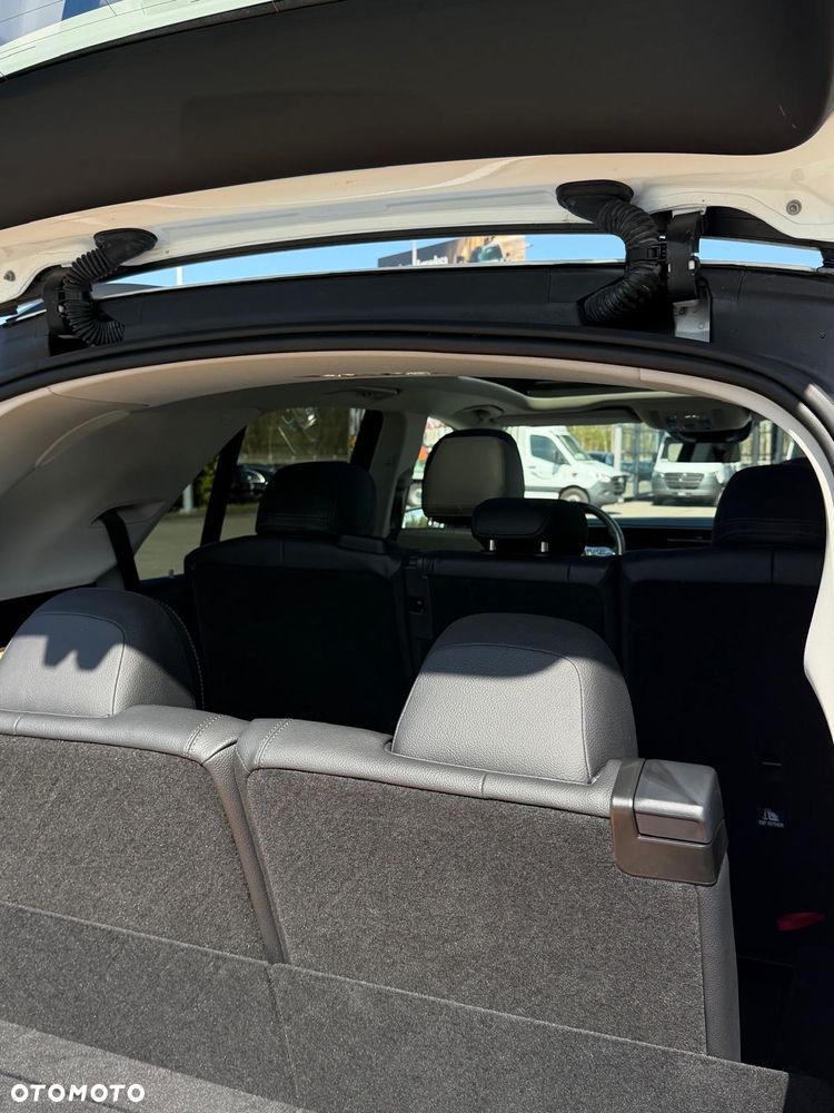 Mercedes-Benz GLE - 26