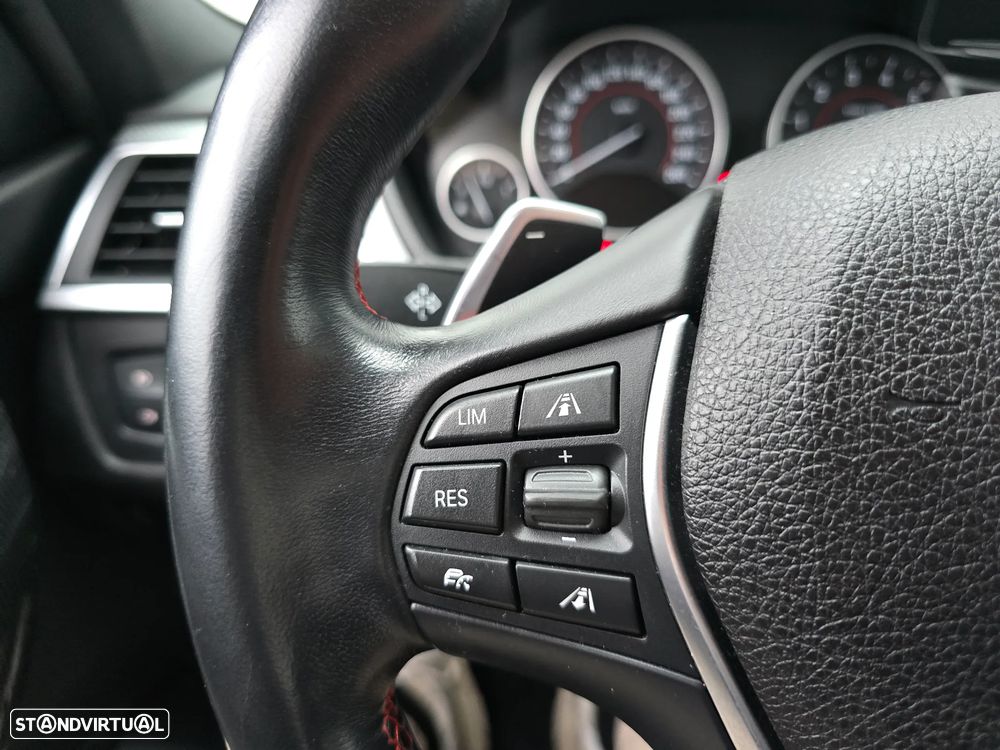 BMW 330 e iPerformance Line Sport Shadow - 20