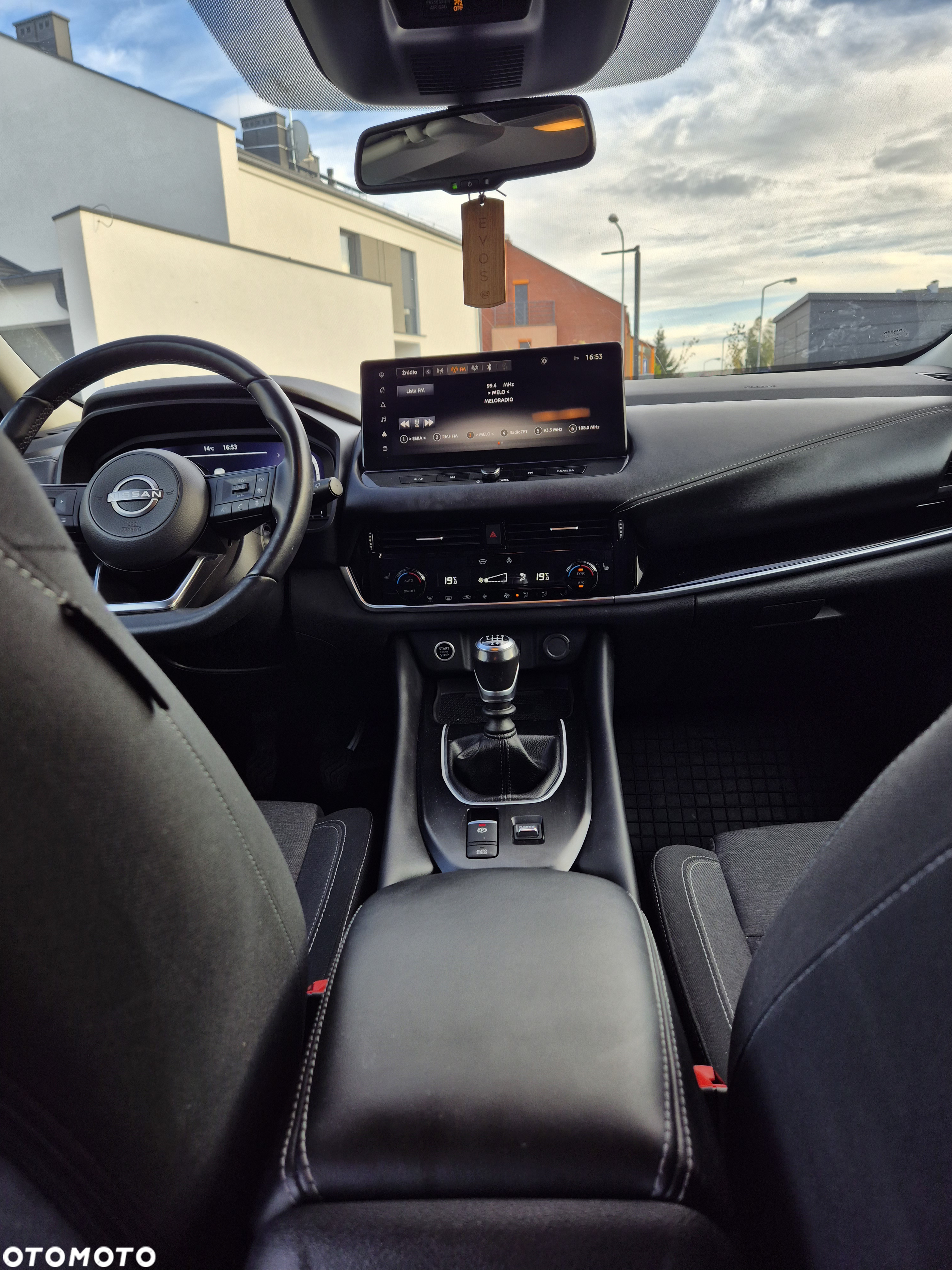 Nissan Qashqai 1.3 DIG-T N-Connecta - 8
