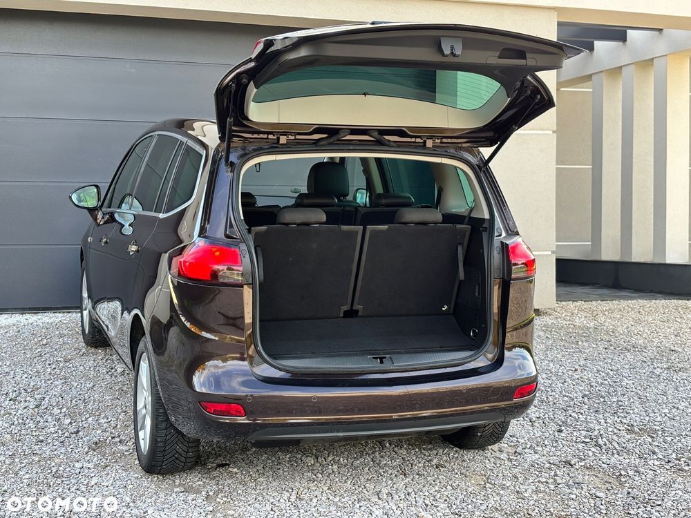 Opel Zafira 1.6 T SIDI Cosmo S&S - 8