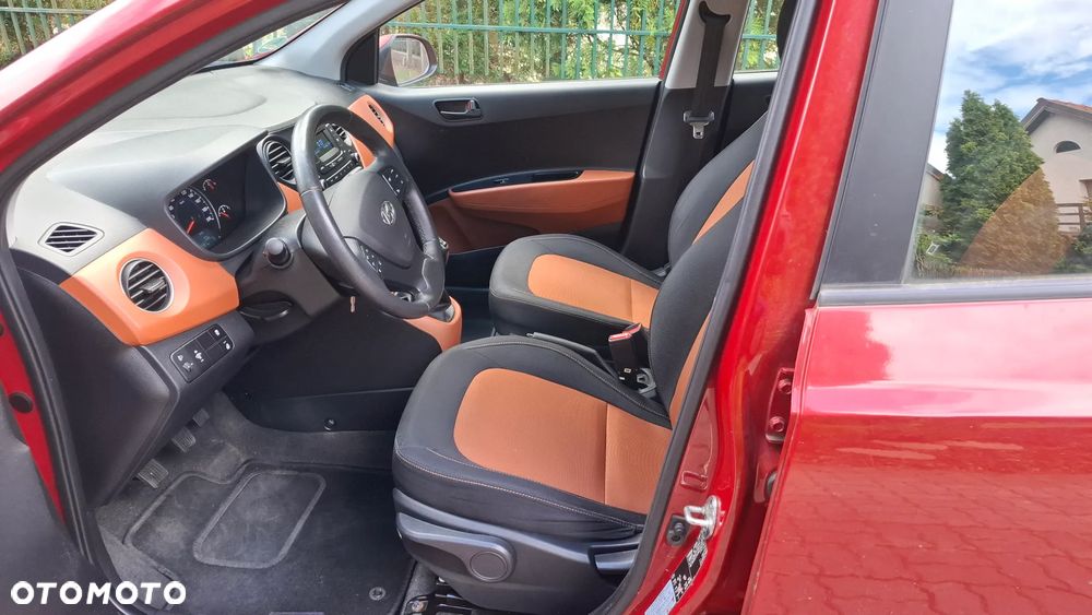 Hyundai i10 1.0 BlueDrive Premium - 10