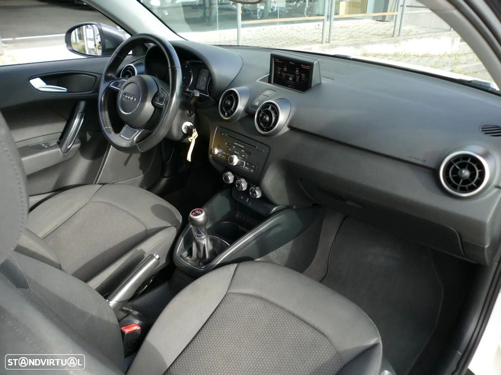 Audi A1 1.6 TDI Advance - 28