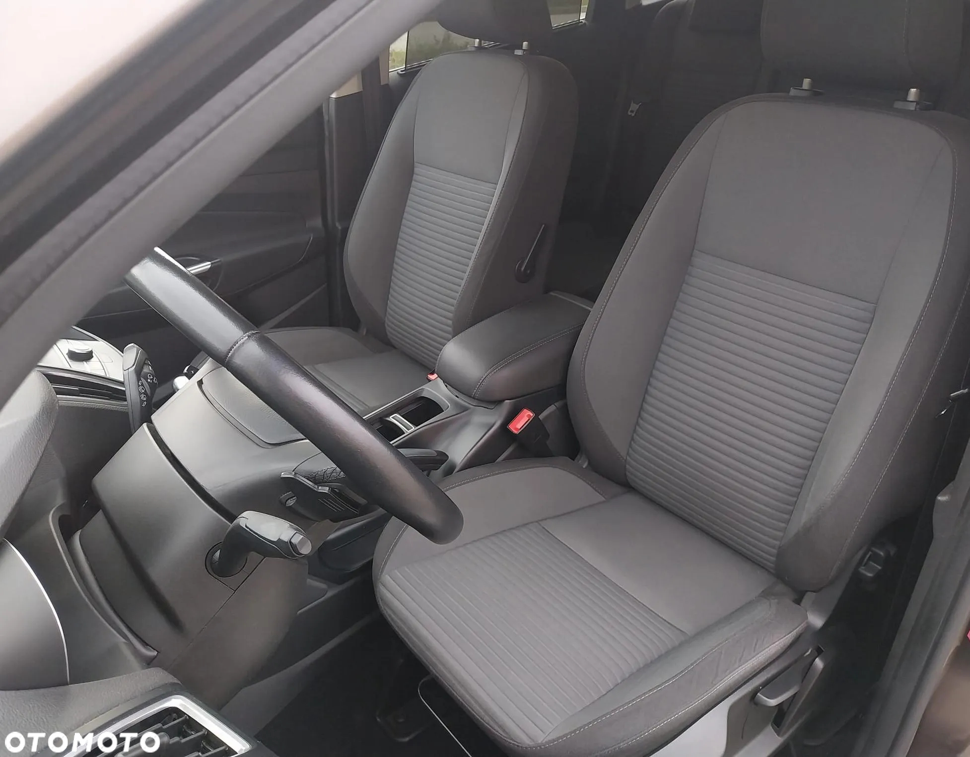 Ford C-MAX 1.5 EcoBoost Start-Stop-System Titanium - 14