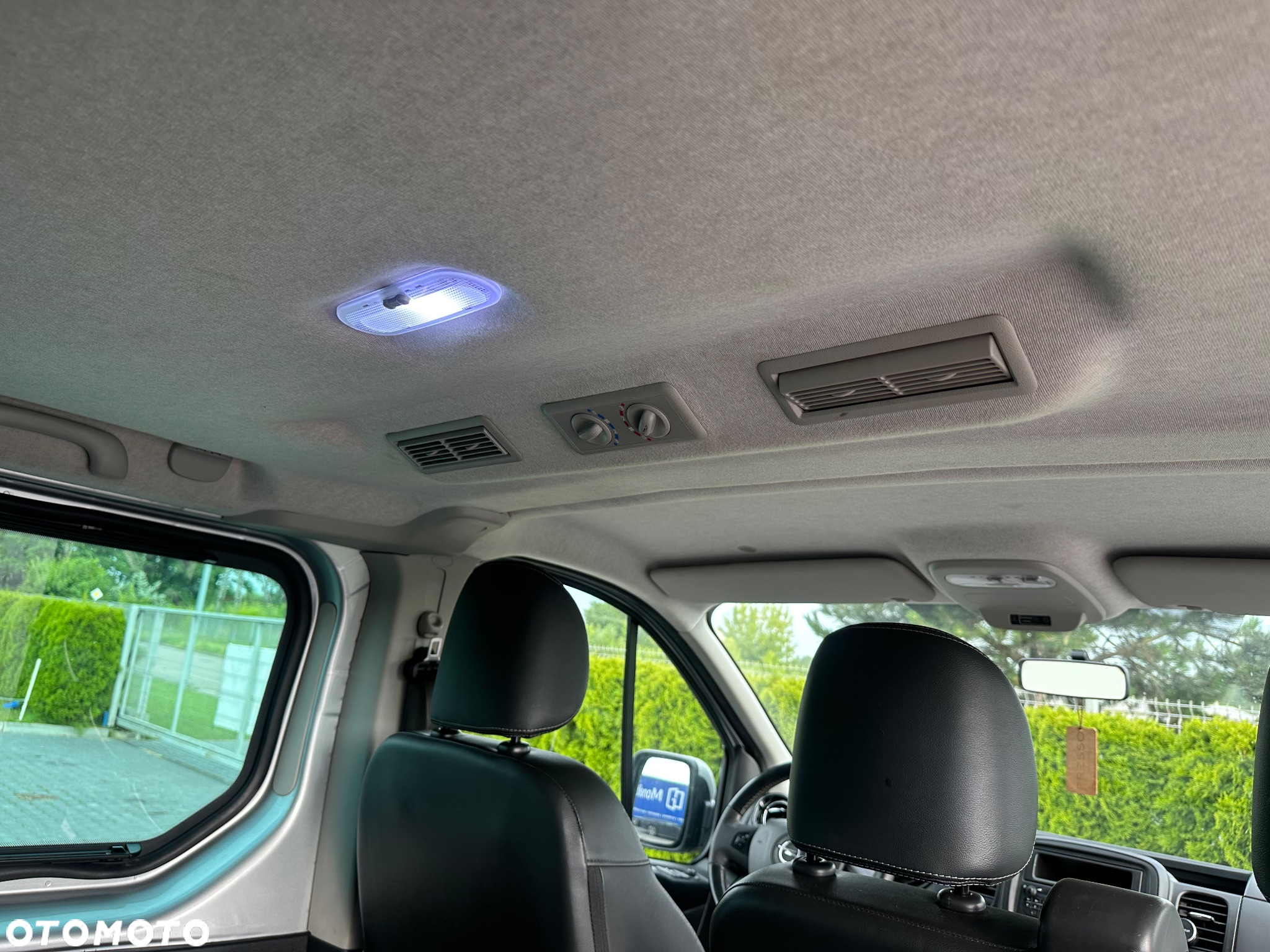 Opel Vivaro L2H1 2,9t Edition - 10