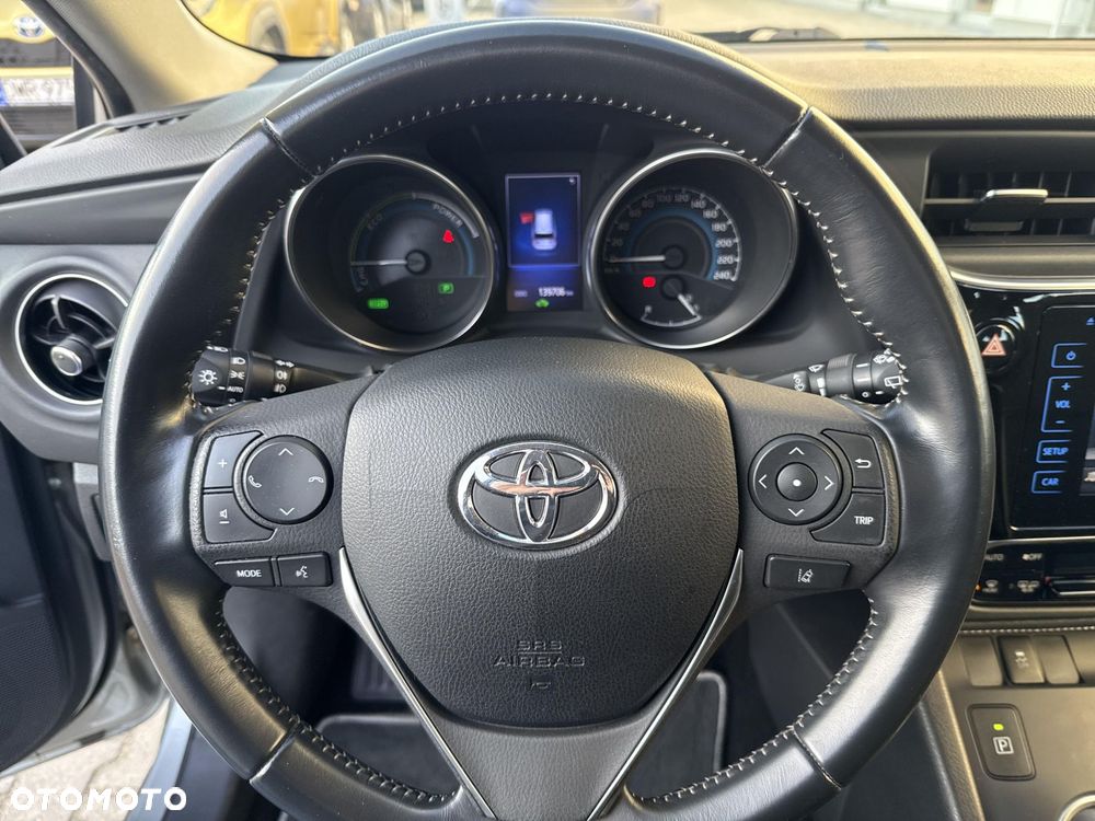 Toyota Auris Hybrid 135 Premium - 14
