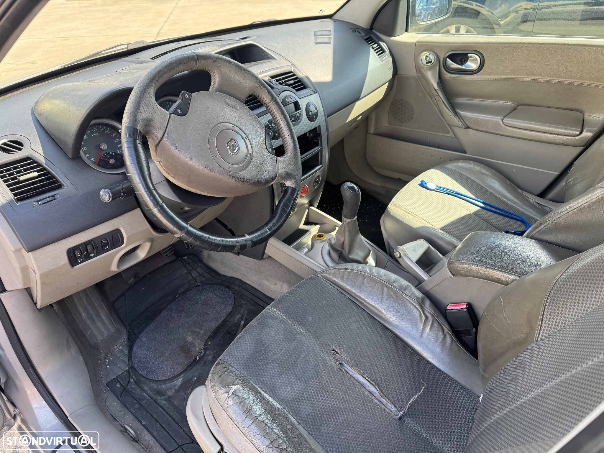 Renault Megane II 1.5Dci de 2003 para peças - 5