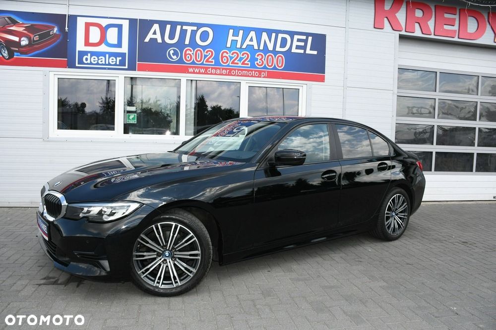 BMW Seria 3 320d mHEV - 11