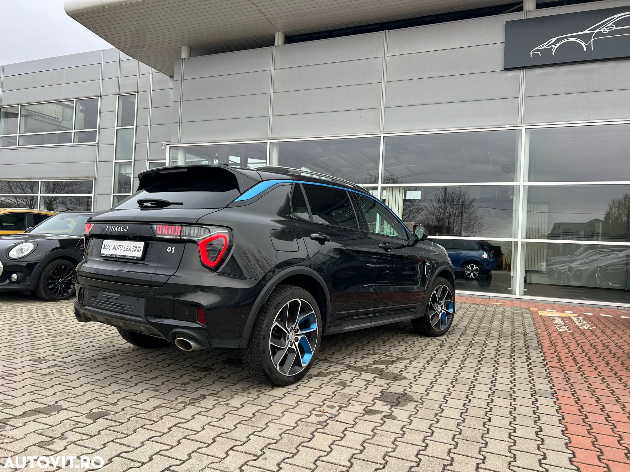 Lynk&Co 01 - 8