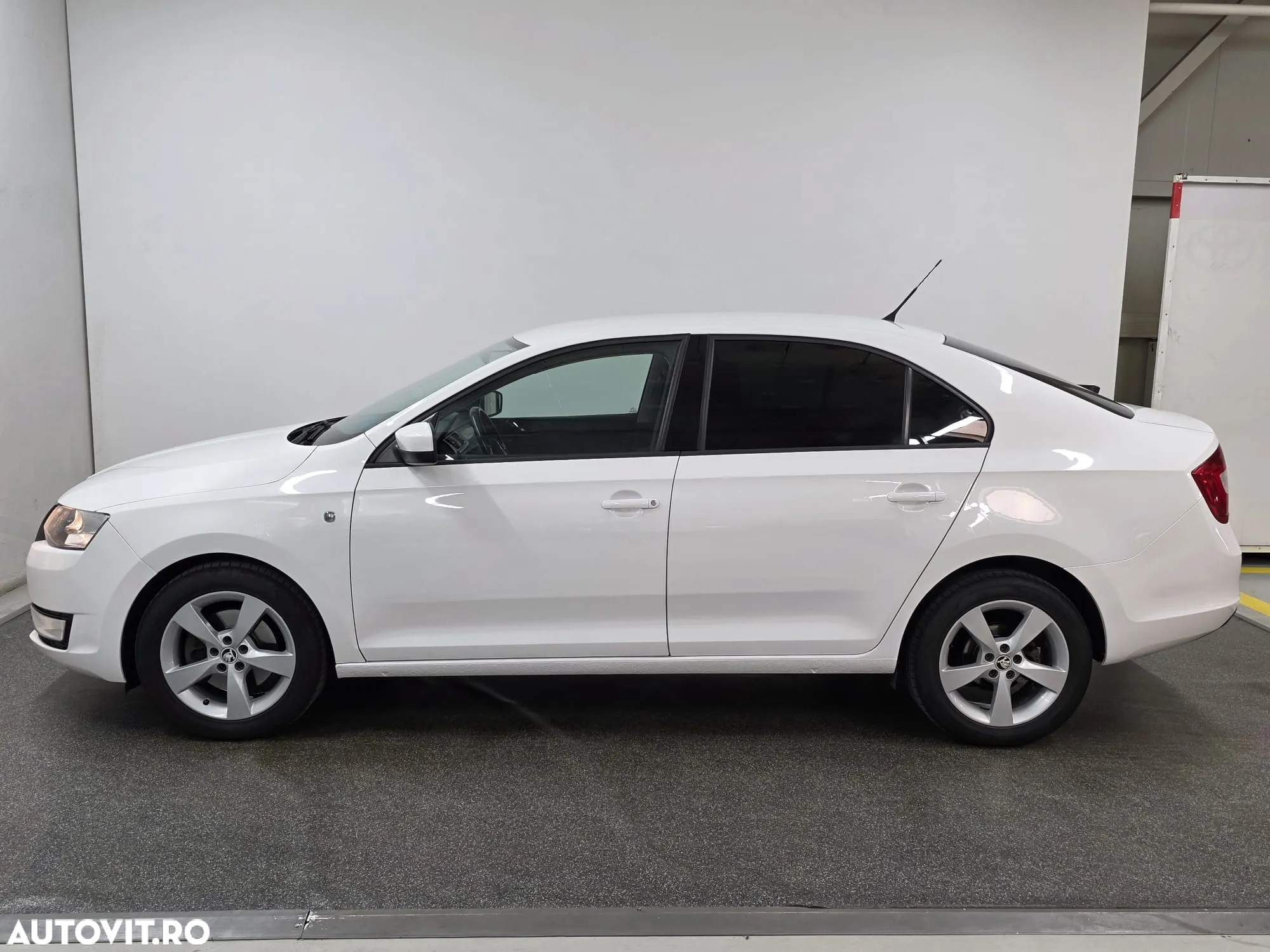 Skoda RAPID - 4