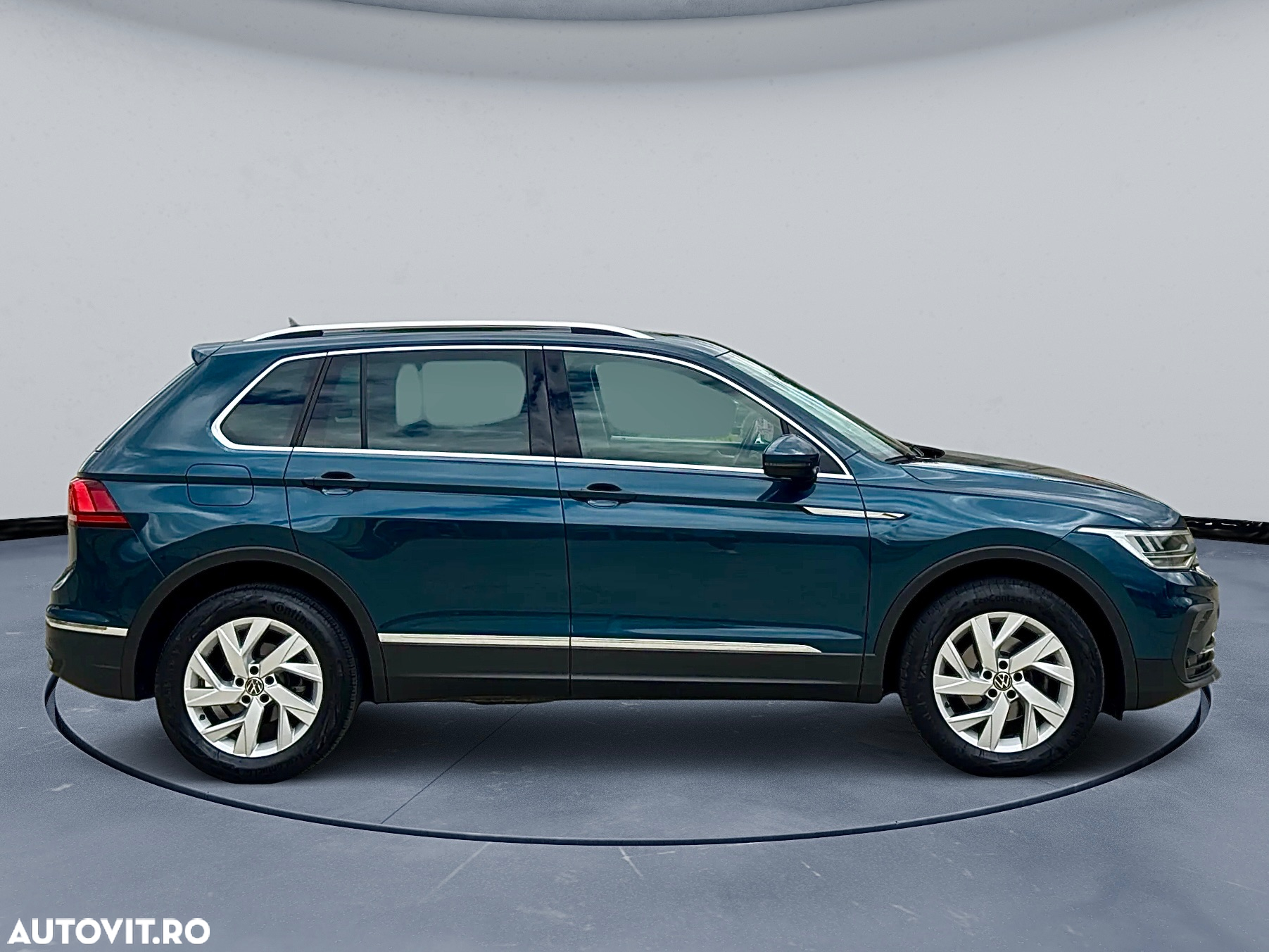 Volkswagen Tiguan 2.0 TDI SCR DSG 4Motion Elegance - 13
