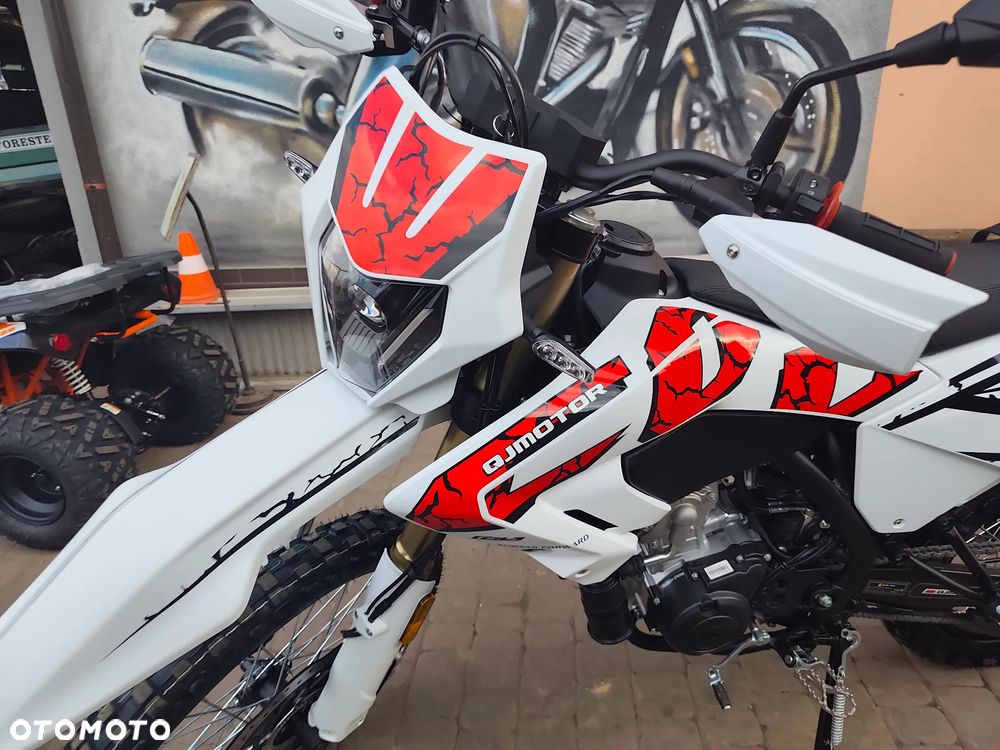 QJMOTOR COV 125X - 8