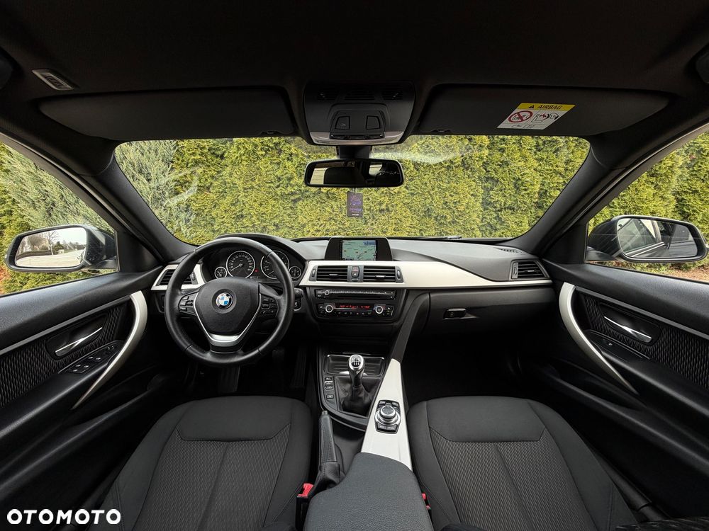 BMW Seria 3 316d EU6 - 11