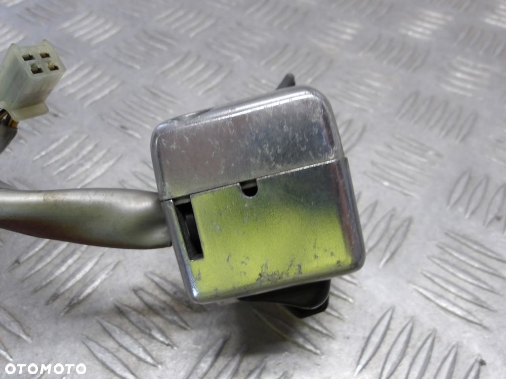 Przełącznik lewy przyciski świateł YAMAHA XVZ 1300 ROYAL STAR VENTURE 99-09r   PN. 4XY-83972-20 - 11