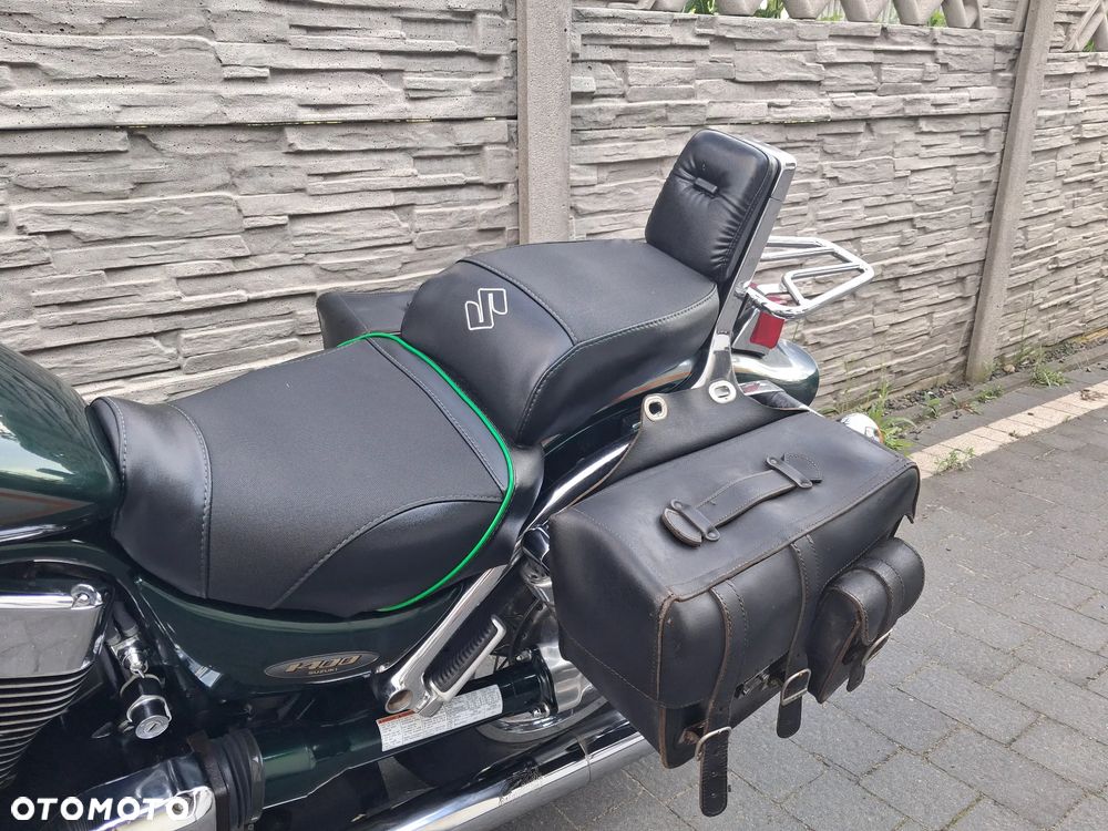Suzuki Intruder - 10