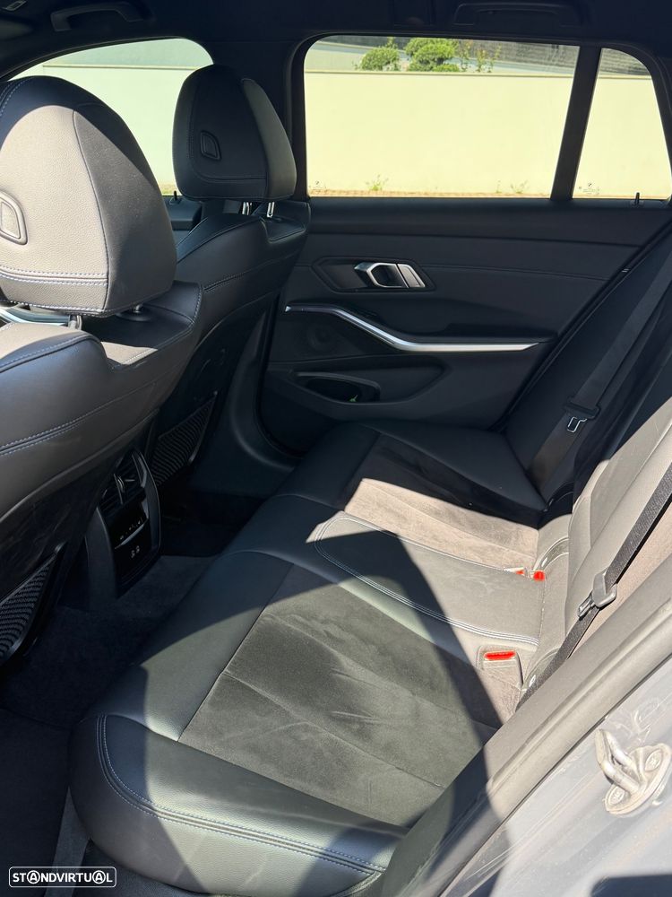 BMW 330 e Pack Desportivo M Auto - 7