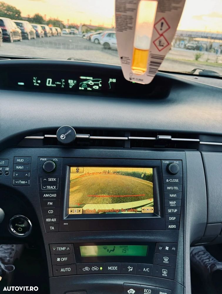 Toyota Prius - 7